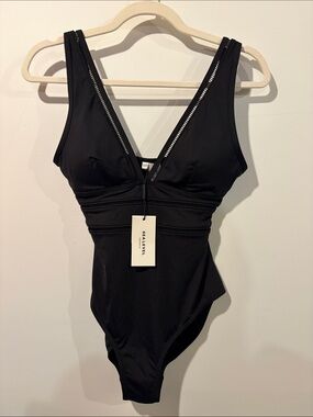 Sea Level Essentials Spliced Black Deep V One-Piece Swimsuit  Size 6